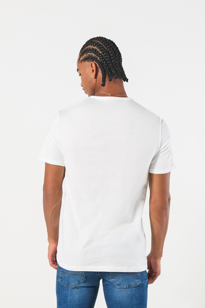 Camiseta manga corta crema con texto college delantero