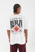 Camiseta college crema clara oversize con manga corta