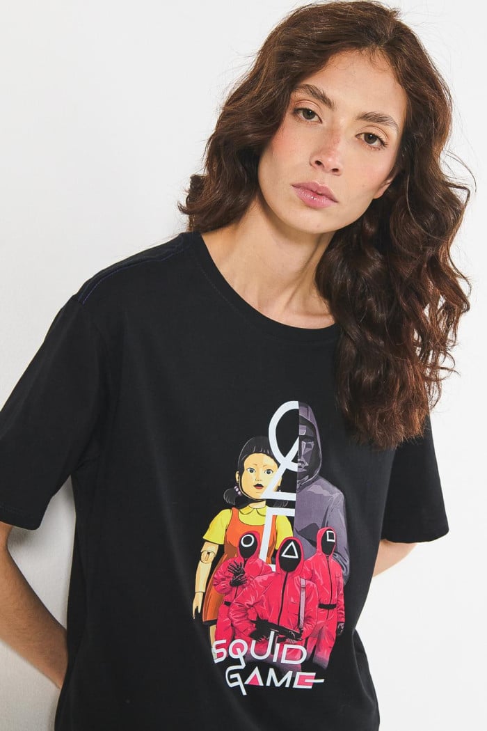 Camiseta de Squid Game negra con cuello redondo