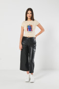 Camiseta kaki clara en rib manga corta de la Reina Malvada