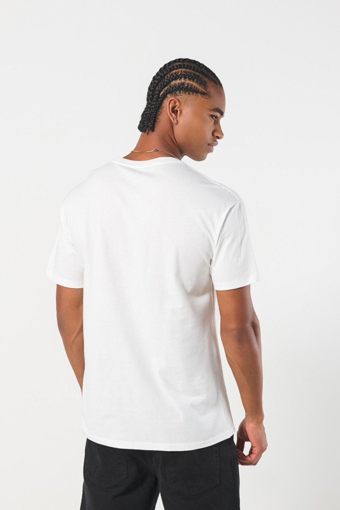 Camiseta manga corta crema con texto college en frente