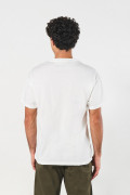 Camiseta cuello redondo crema con estampado college