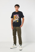 Camiseta azul intensa de Looney Tunes con manga corta