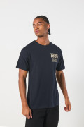 Camiseta azul intensa cuello redondo con diseño college
