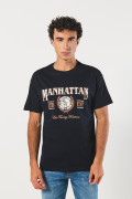 Camiseta manga corta azul intensa con diseño college
