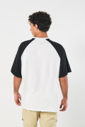 Camiseta oversize crema manga ranglan de Mickey
