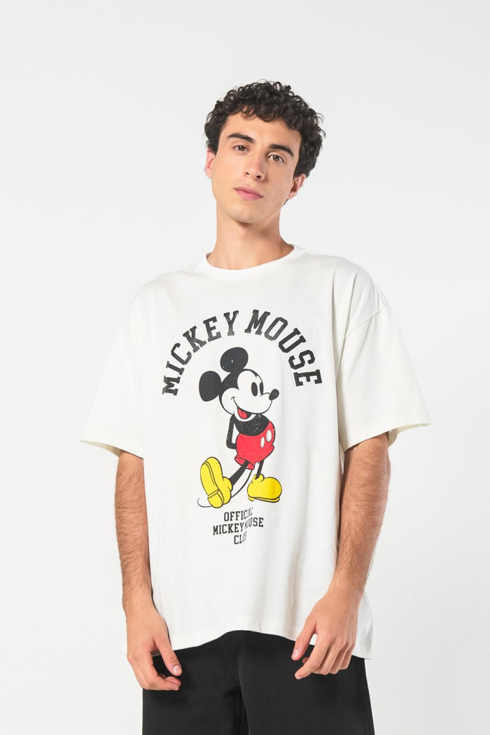 Camiseta crema oversize de Mickey con cuello redondo
