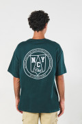Camiseta verde oversize manga corta con diseño college