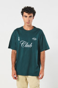 Camiseta verde oversize manga corta con diseño college