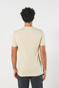 Camiseta kaki con contrastes, manga corta y texto college