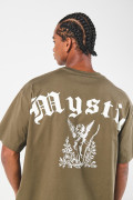 Camiseta verde manga corta oversize con diseño místico