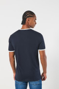 Camiseta azul intensa college manga corta con contrastes