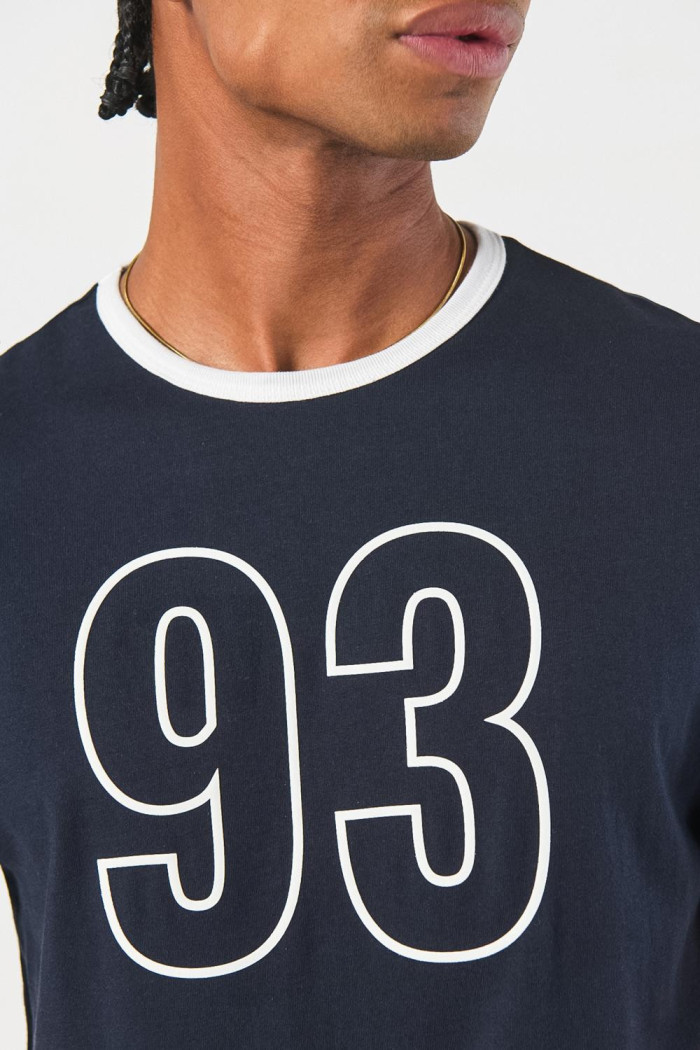 Camiseta azul intensa college manga corta con contrastes