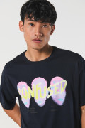 Camiseta oversize azul manga corta con arte futurista