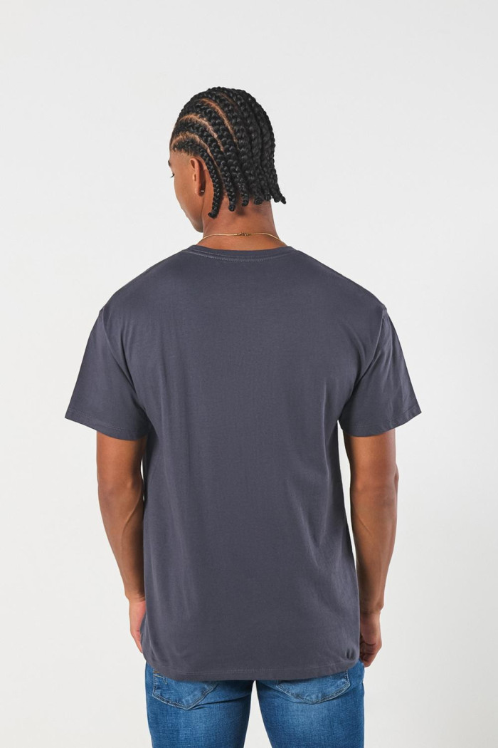 Camiseta gris de Rick and Morty con manga corta