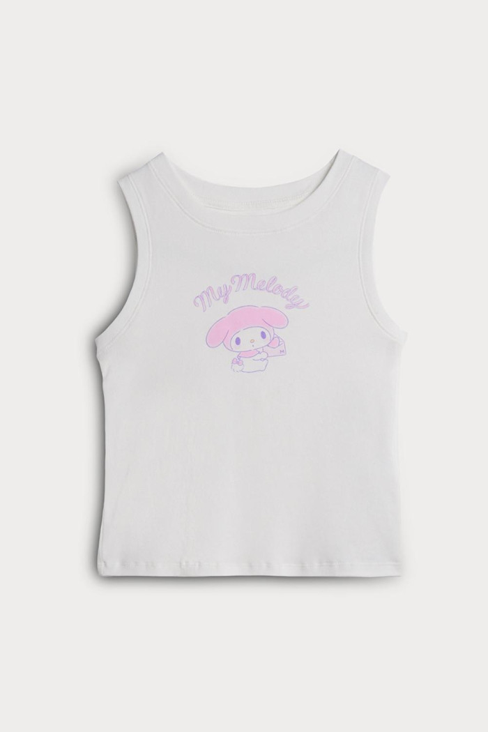 Camiseta manga sisa crema clara con arte de Hello Kitty