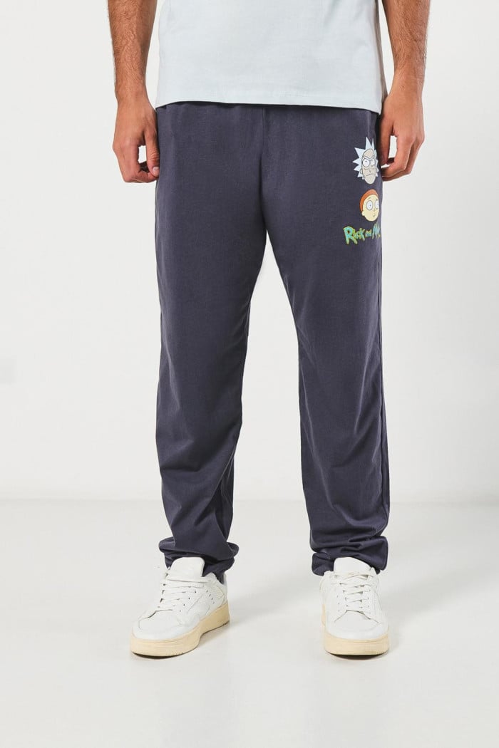 Pantalón gris intenso jogger con diseño de Rick and Morty