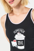 Camiseta negra manga sisa con diseño de Hello Kitty