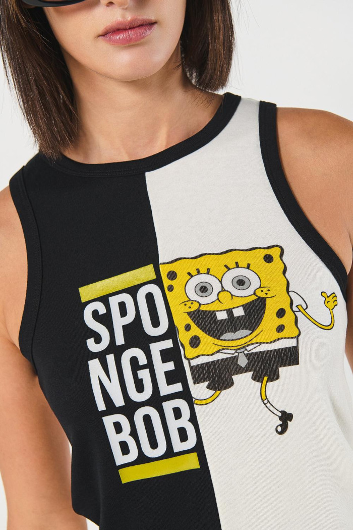Camiseta crema manga sisa de Bob Esponda con corte negro