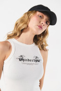 Camiseta manga sisa crema en rib con diseño celestial