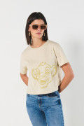 Camiseta kaki clara crop top con estampado del Rey León
