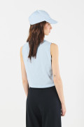 Camiseta azul clara manga sisa con texturas de canal