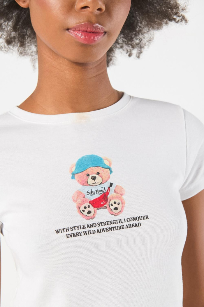 Camiseta crema en rib manga corta con diseño de osito