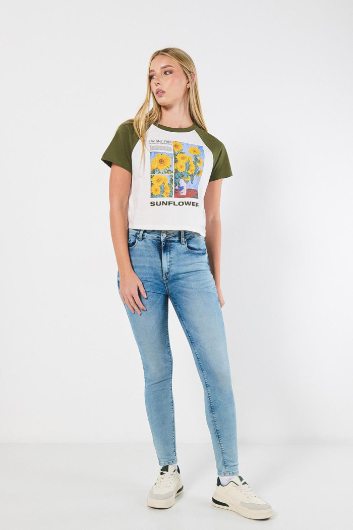 Jean jegging azul claro con súper tiro alto y ajuste ceñido
