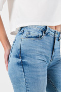 Jean jegging azul tiro alto con ajuste ceñido y cremallera