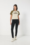 Jean negro jegging ajustado con tiro súper alto