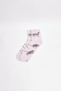Medias cortas lilas con diseño de animal print