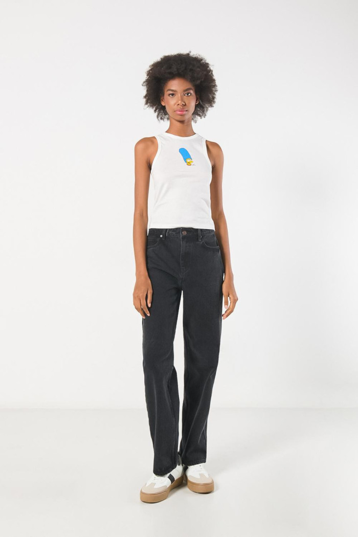 Camiseta crema clara manga sisa con arte de Los Simpson