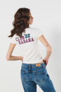 Camiseta crema en rib college con manga corta