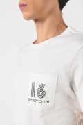 Camiseta college crema clara con cuello redondo y bolsillo