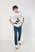 Jean tiro bajo 90´S azul oscuro con bota recta y cremallera