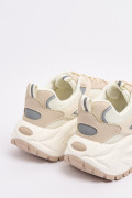 Tenis de plataforma unicolores con cortes y cordones