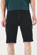 Bermuda slim negra en jean tiro bajo con bolsillos