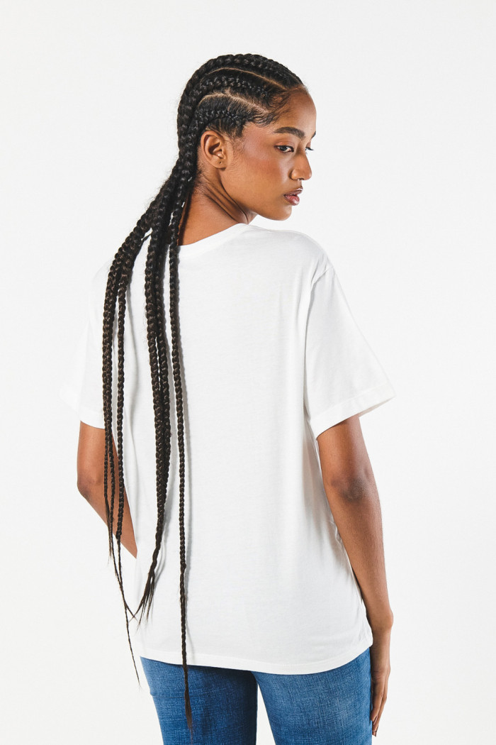 Camiseta crema clara de Moana con cuello redondo