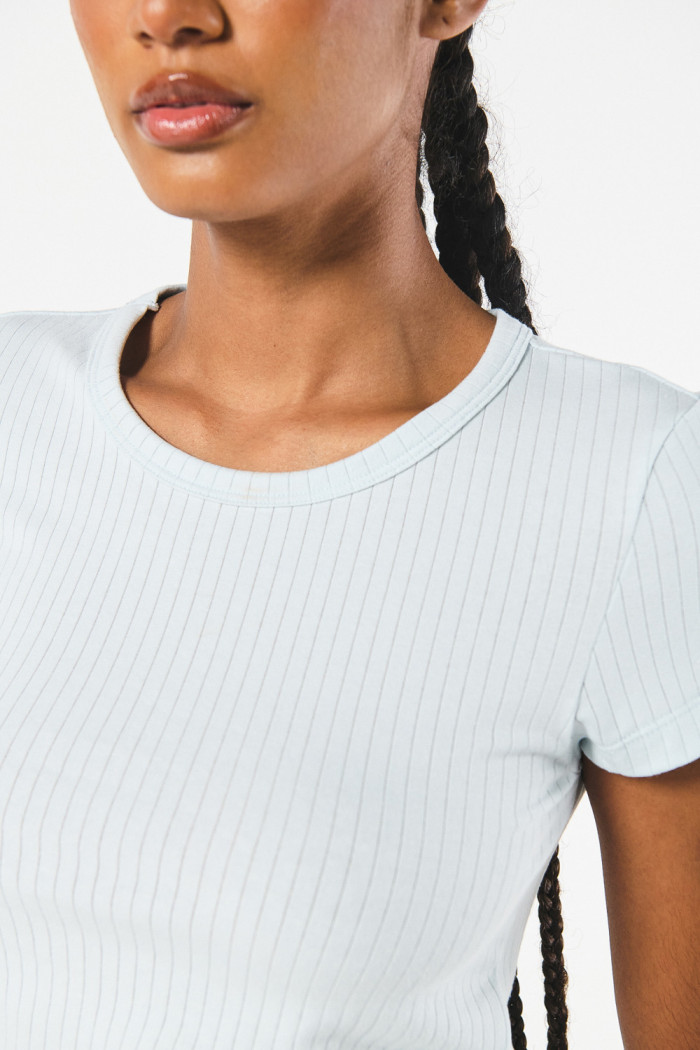 Camiseta unicolor manga corta con texturas de canal