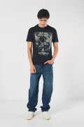 Camiseta azul cuello redondo con arte de God of War