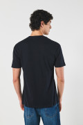 Camiseta azul cuello redondo con arte de God of War