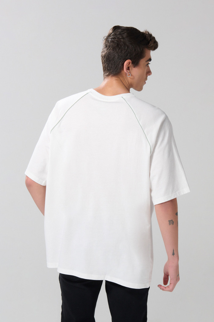 Camiseta manga ranglan oversize crema clara college