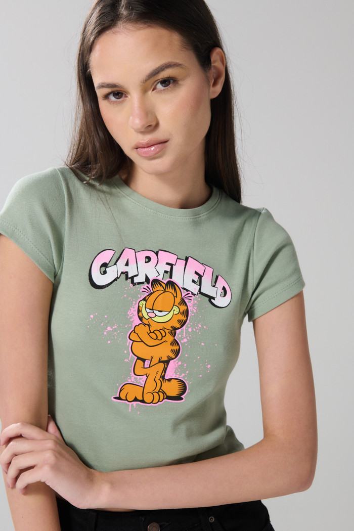 Camiseta verde clara de Garfield en rib con cuello redondo