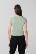 Camiseta verde clara de Garfield en rib con cuello redondo