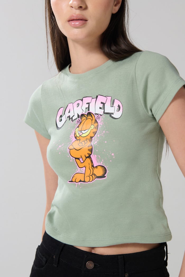 Camiseta verde clara de Garfield en rib con cuello redondo