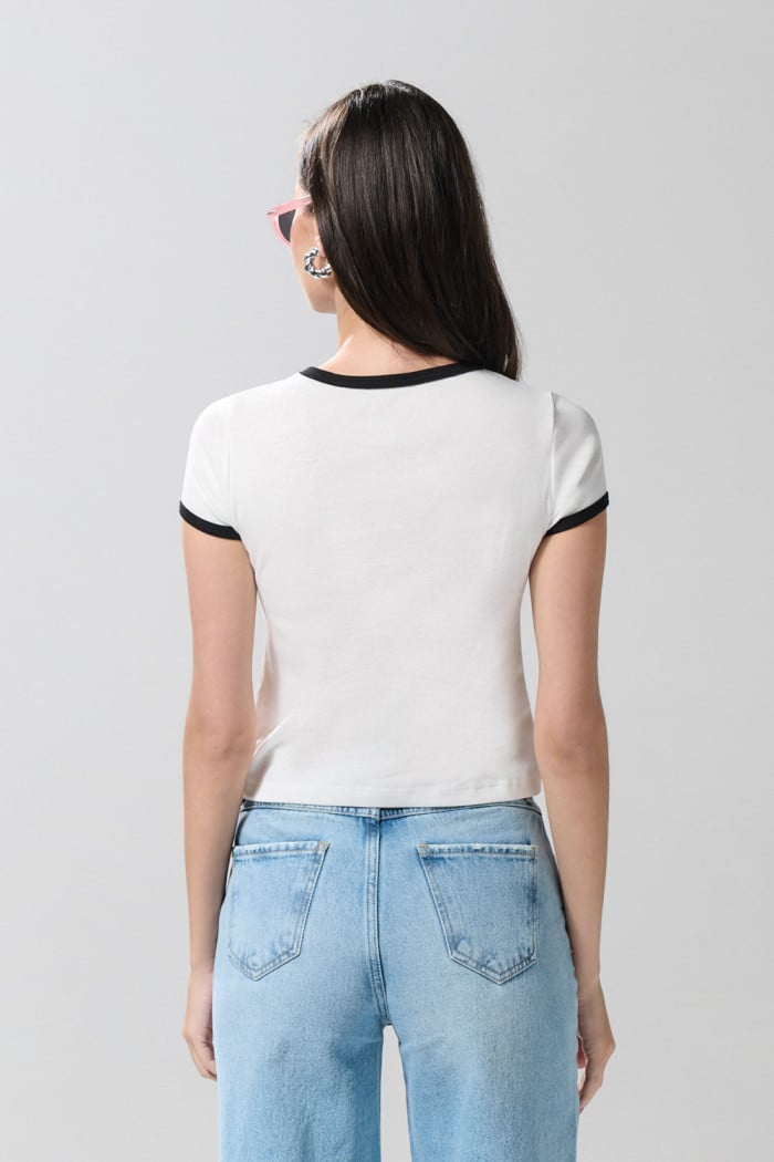 Camiseta manga corta crema con arte de Chicas Superpoderosas