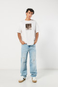Jean azul claro 90´S con bota ancha, rotos y tiro medio