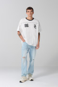 Camiseta manga corta college crema clara oversize