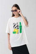 Camiseta oversize crema manga corta con arte de Sprite