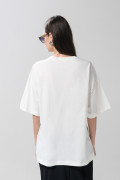 Camiseta oversize crema manga corta con arte de Sprite